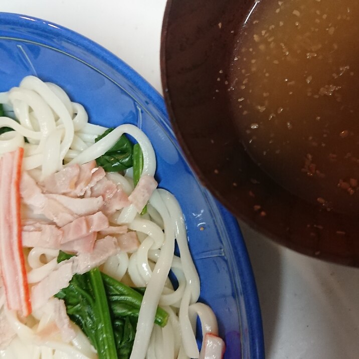 サラダつけうどん